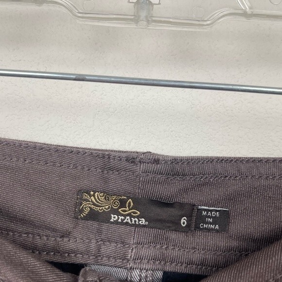 Prana Womens Kara Brown Denim Mini Skirt Sz 6 button front pickets - Picture 4 of 5